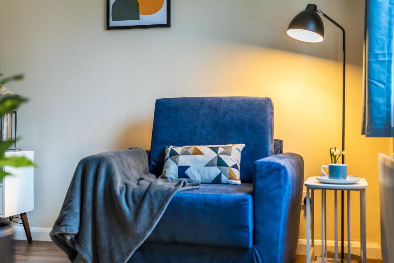 Grange Studio Apartment - Heathrow Staines-upon-Thames Dış mekan fotoğraf